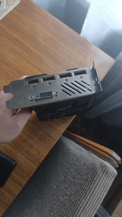 Торг Видеокарта Radeon Aorus RX570 4gb