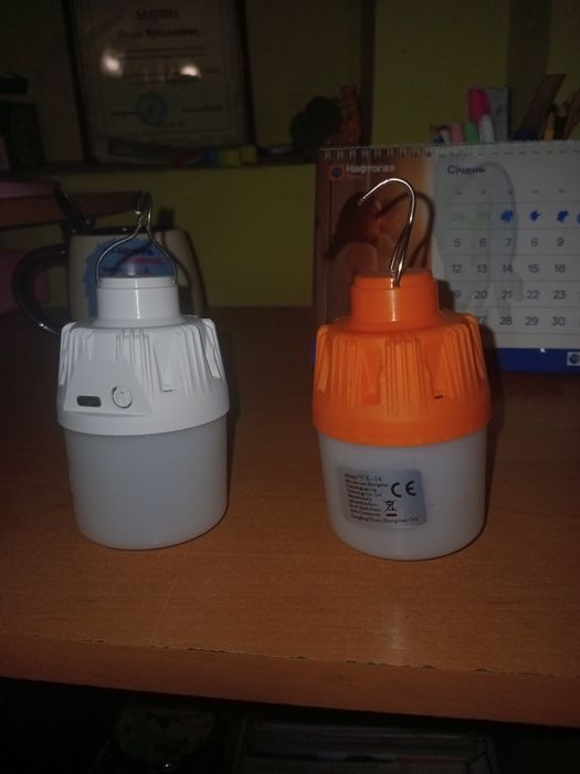 Лампа  з поніняним акамулятором .