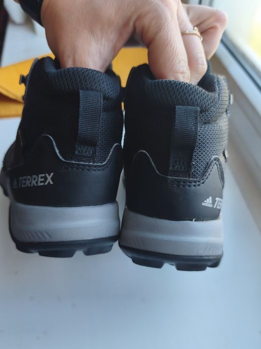 Демісезон, єврозима черевики Adidas Terrex Gore-tex