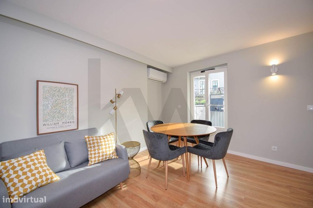 Apartamento T1 novo junto Av. da Liberdade