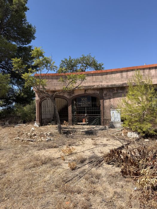Lotes para 24 apartamentos PIP APROVADO em Santa Bárbara de Nexe