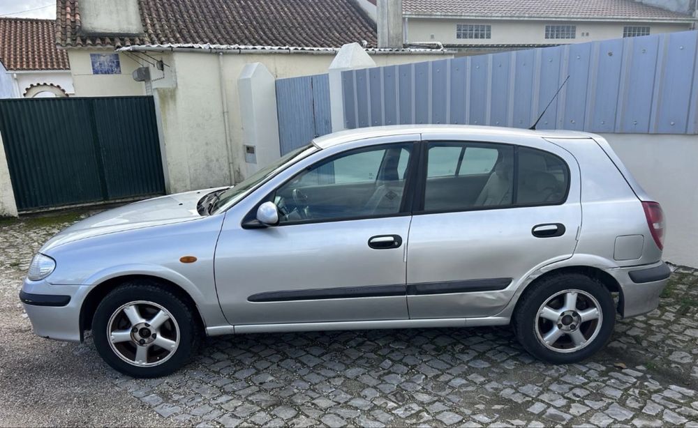 Nissan Almera 1.6 Confort de 2001/03 foto 3