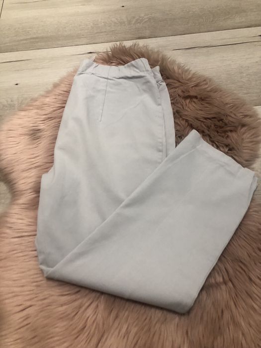 Spodnie materiałowe