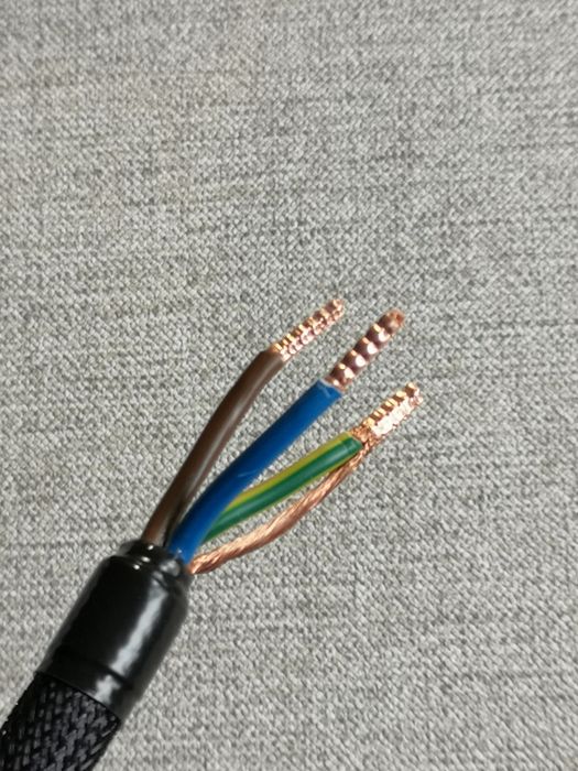 Kabel zasilający audio Melodika 3x4 mm dł 1.5m Wtyki Schuko Audiocrast.