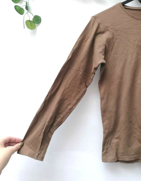 Camisola Castanha de Manga Comprida