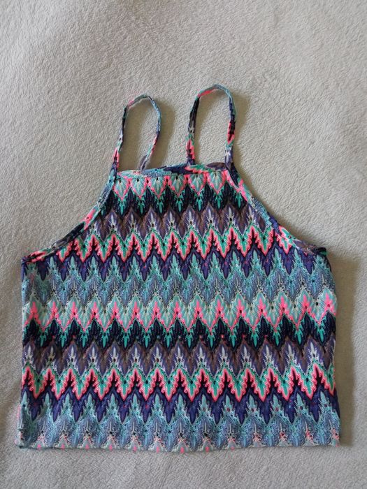 Top Boho piękne kolory r. S krótki top