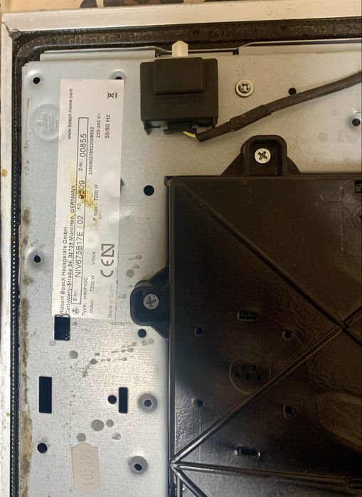 ТЕРМІНОВО!Індукційна варильна поверхня Bosch NIV675B17E — відмінний стан, продаємо у звʼязку з підключенням газу