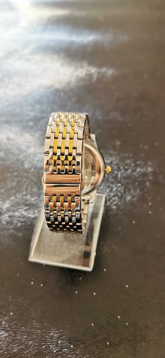 Lanmsom Watch – New Model with Calendar (Day and Month)64740874062082122