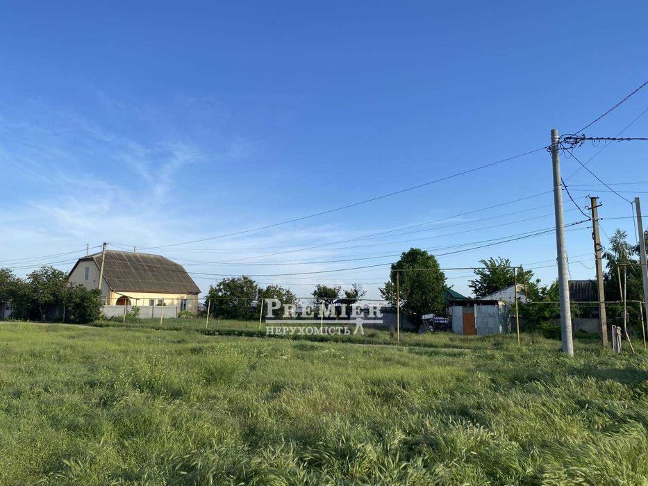 Земельна ділянка 10 соток в межах міста