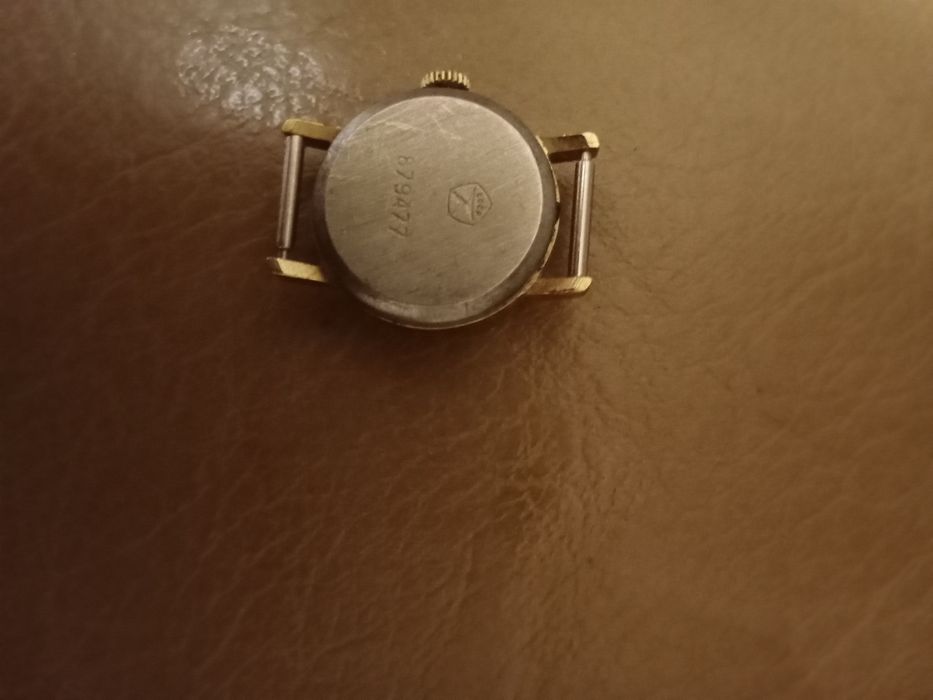 Механічний жіночий годинник Луч