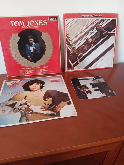 Discos em vinil anos 70 a 90