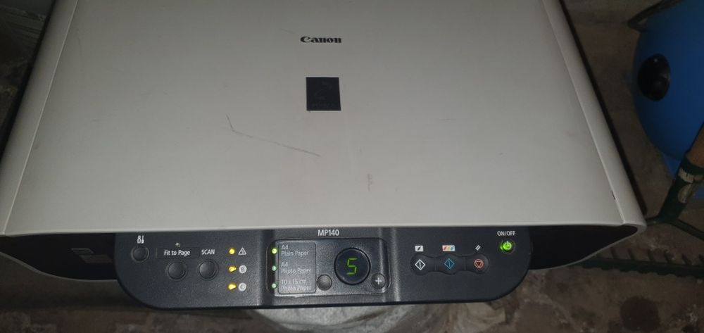 Продам прінтер MP140