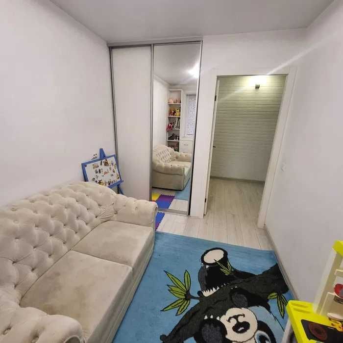 Продаю 3-к  ‼️Новые Дома,‼️ метро Дворец спорта, Коммунальный Рынок