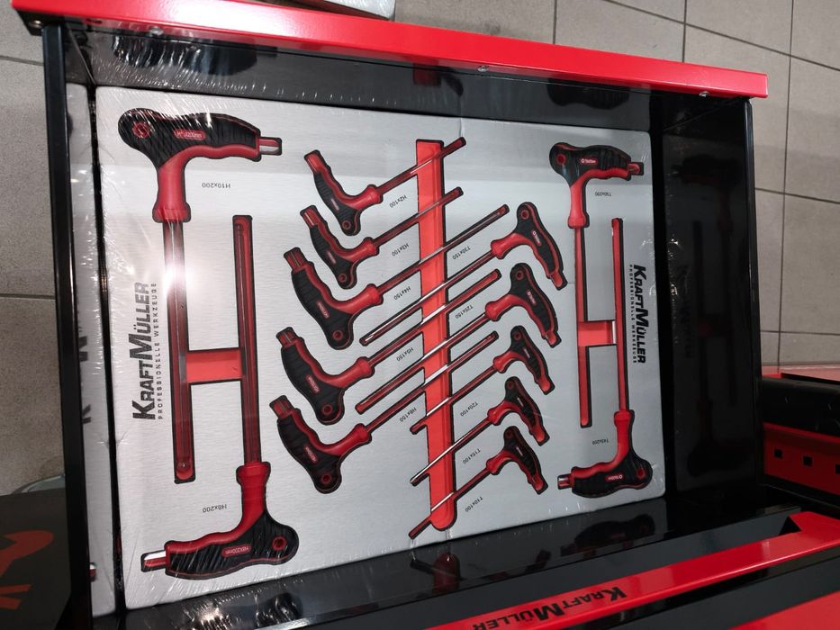 Carrinho de ferramentas Kraft Muller 7 gavetas 6 cheias com chave