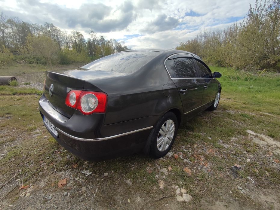 Продам Passat B6 2.0 TDI