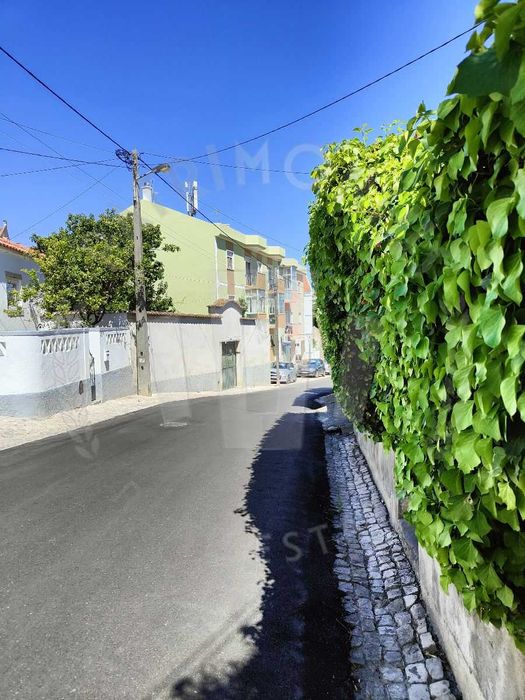 Apartamento T2 para venda em Sassoeiros, Carcavelos – Ler descrição