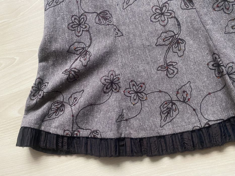 Śliczna spodnica zimowa haft cekiny M