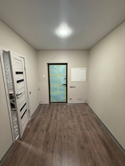 Продаж 2 кімнатноі квартири в Жк Фаворит