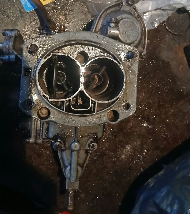 Продам два карбюратора  ДААЗ 2107