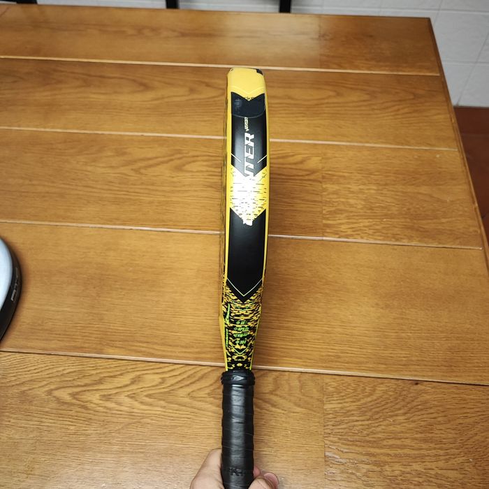 Vendo duas raquetes de pastel ambas com uso de 6 meses