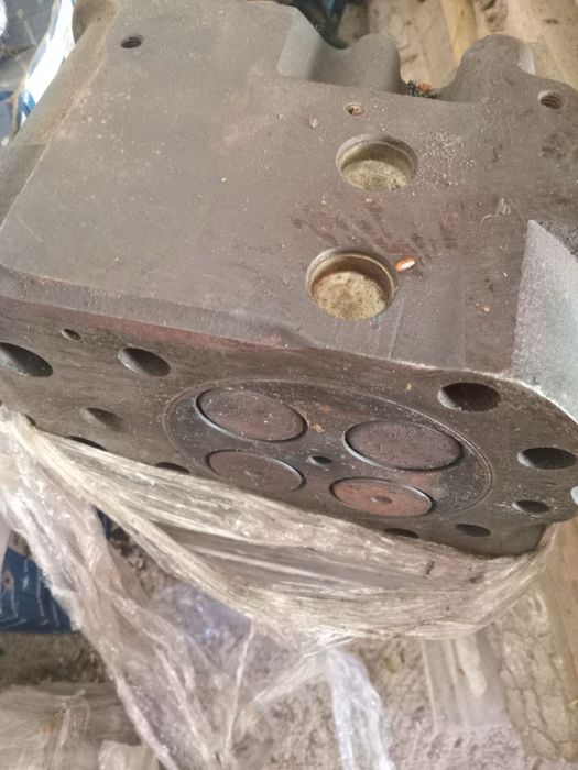 Головка блока цилиндра Рено Магнум