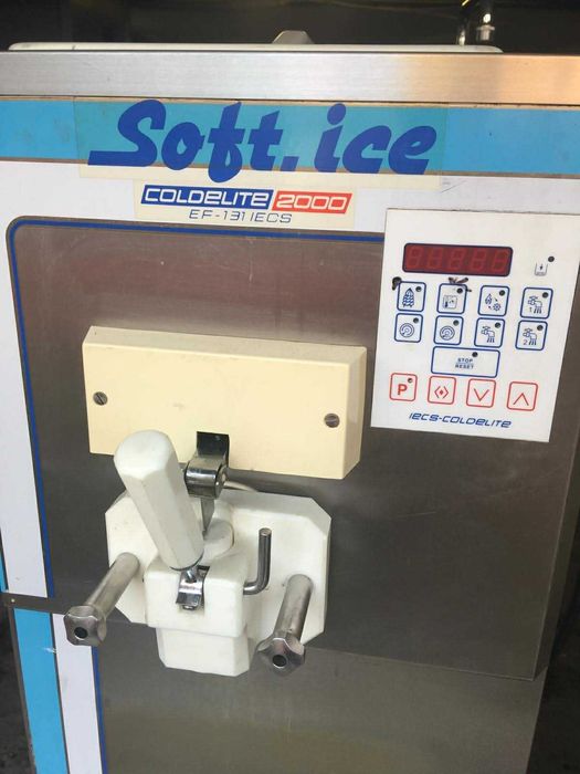 Automat do lodów kręconych