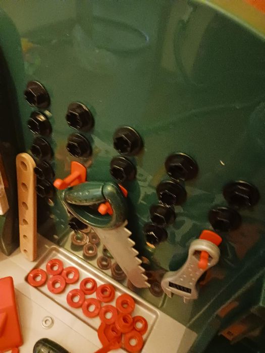 Banca de ferramentas para criança