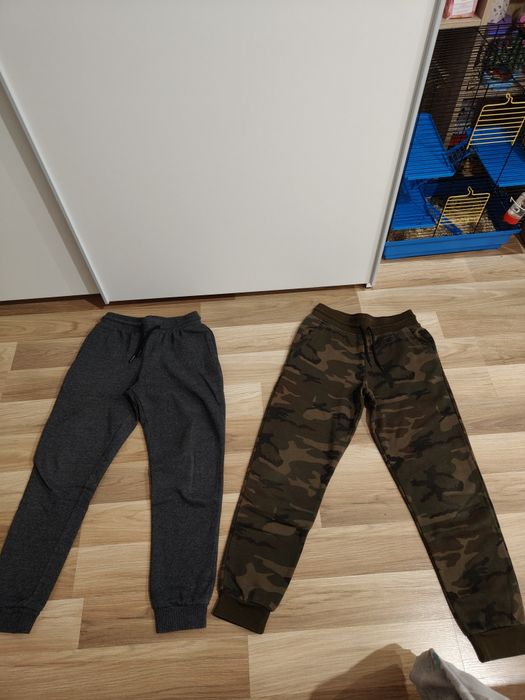 Spodnie dżinsowe,dresowe, bluzy , dla chłopca  10 szt