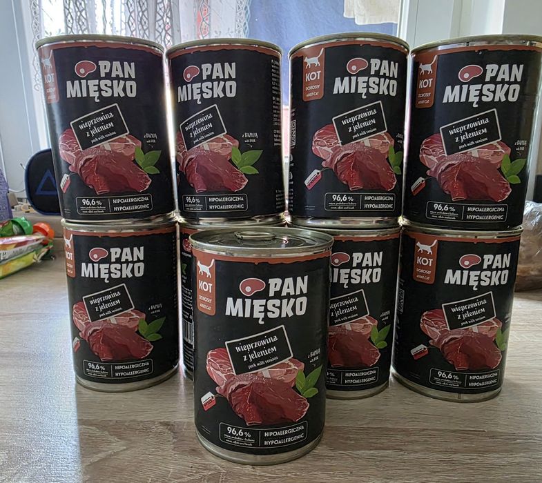 Pan mięsko Karma dla kotów Puszka 9×400 
Wieprzowina z jeleniem.
