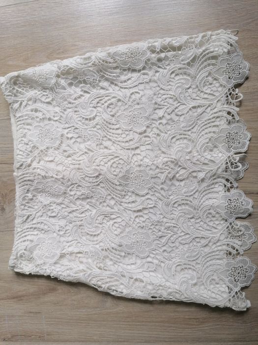 Spódniczka koronkowa mini kremowa biała H&M S 36 krótka