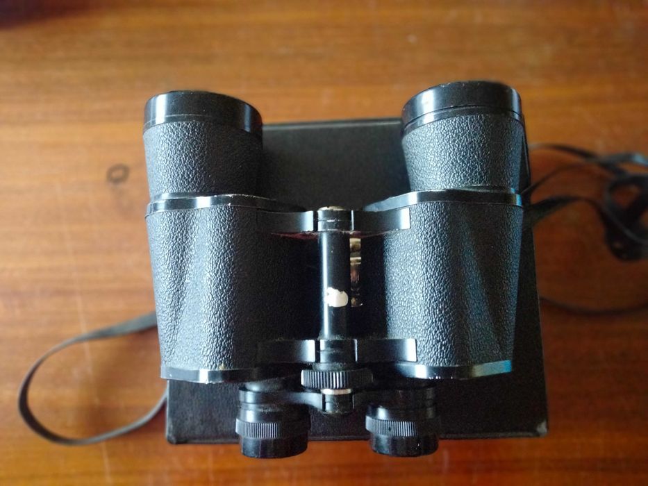 Binóculos c/ caixa própria