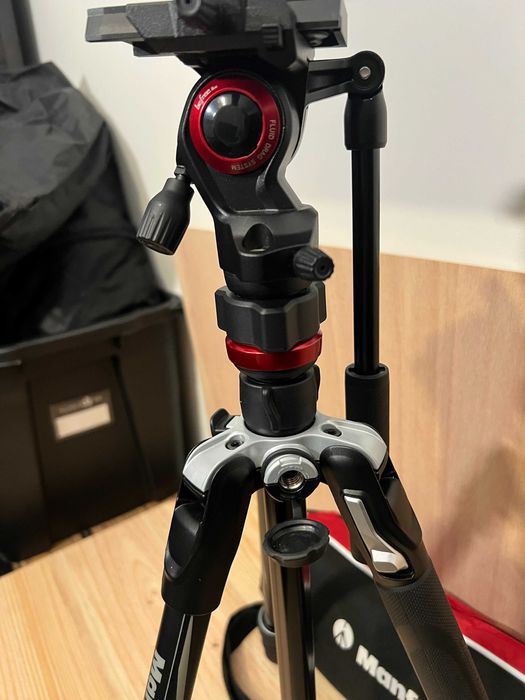 Manfrotto Be Free Tripod - MVKBFRT-LIVE