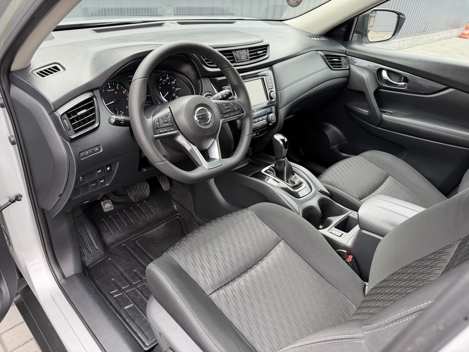 Nissan Rogue SV 2017 рік