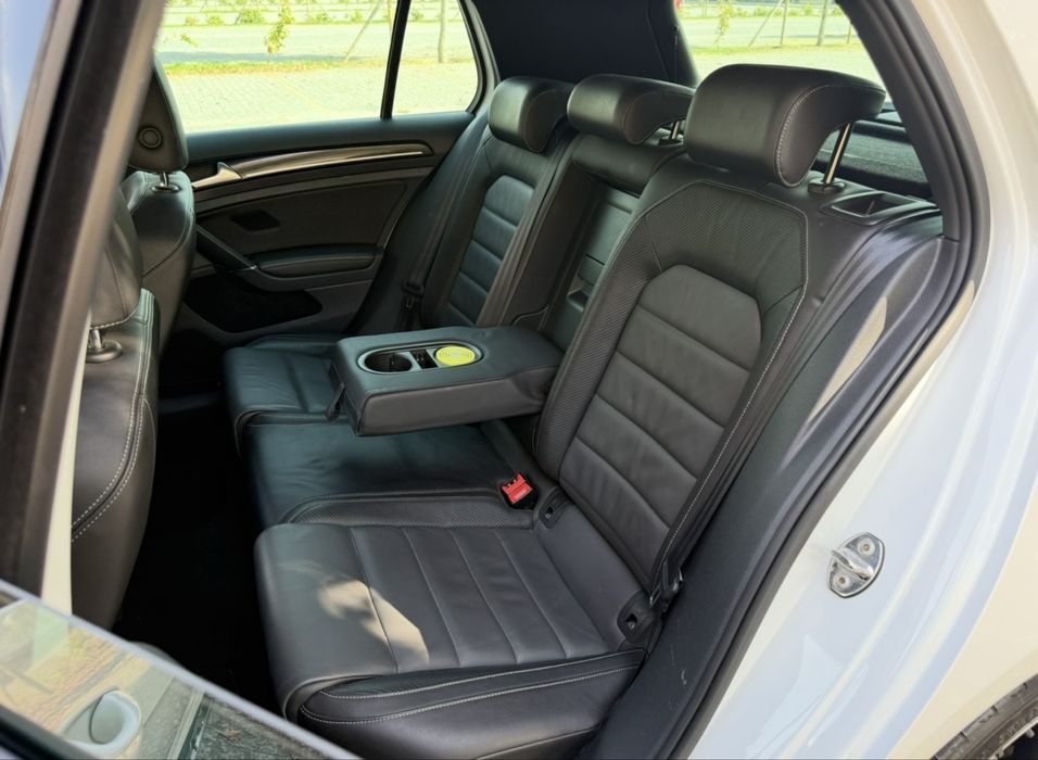 Volkswagen Golf VII 2.0TSI R 300Cv