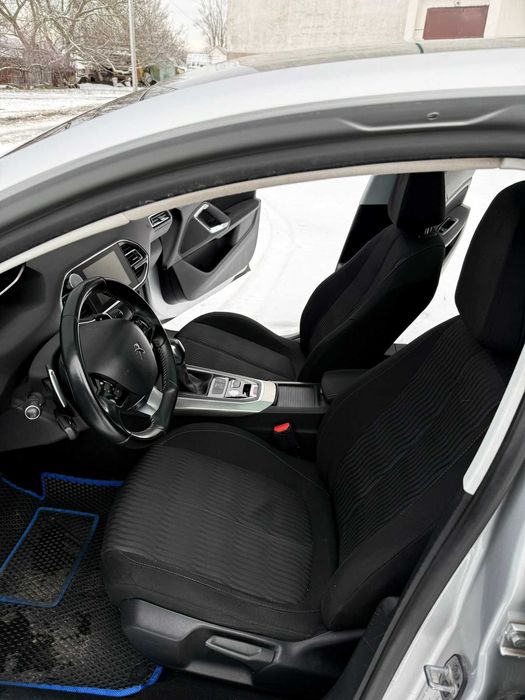 Peugeot Пежо 308 SW 2016