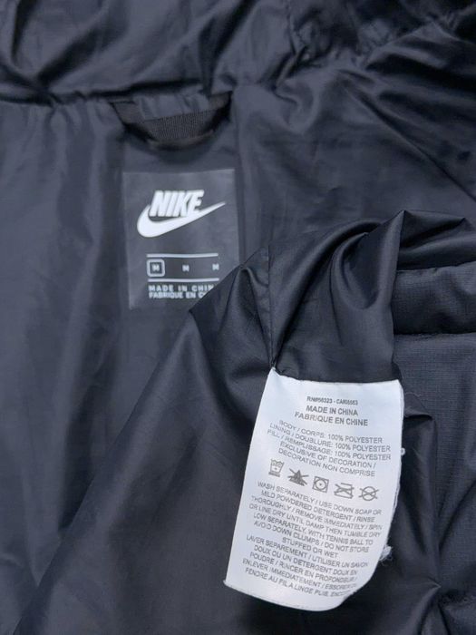 Nike дитяча підліткова куртка пуховик утеплена зимова з капюшоном р M