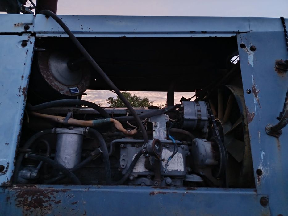 Продам трактор ХТЗ-121