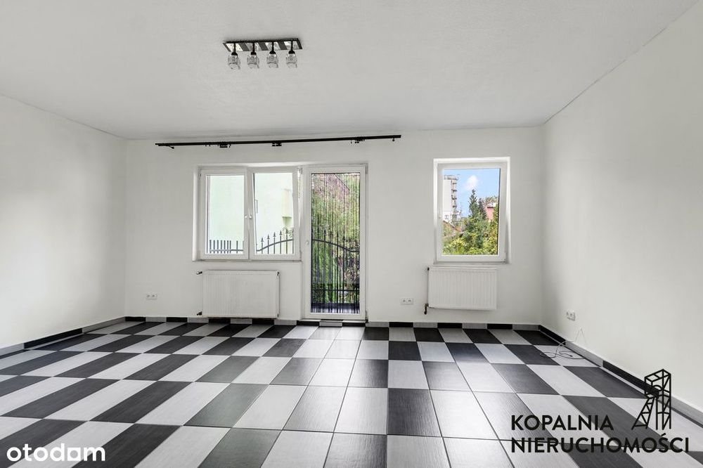 3 pok. kamienica centralne balkon 1 piętro