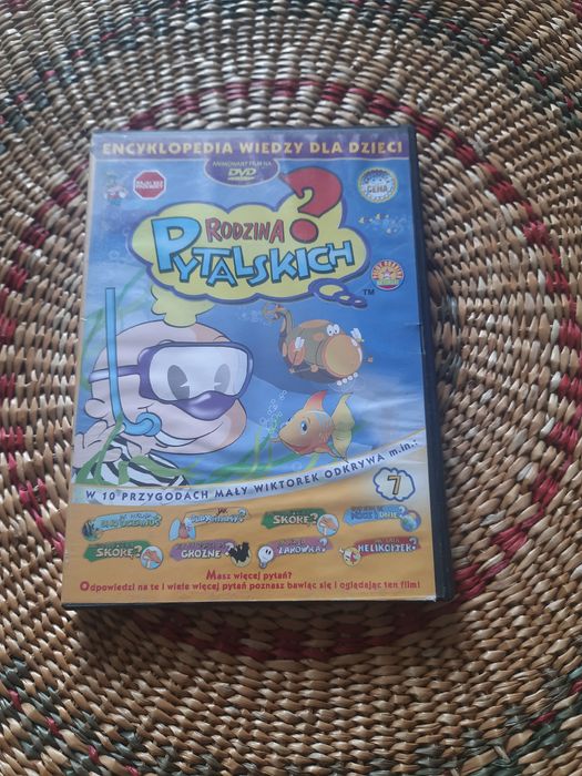 DVD z bajką Rodzinka Pytalskich