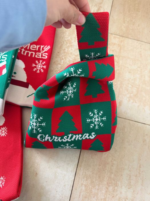 4pcs Sacos de Natal e sacos de presente tricotados