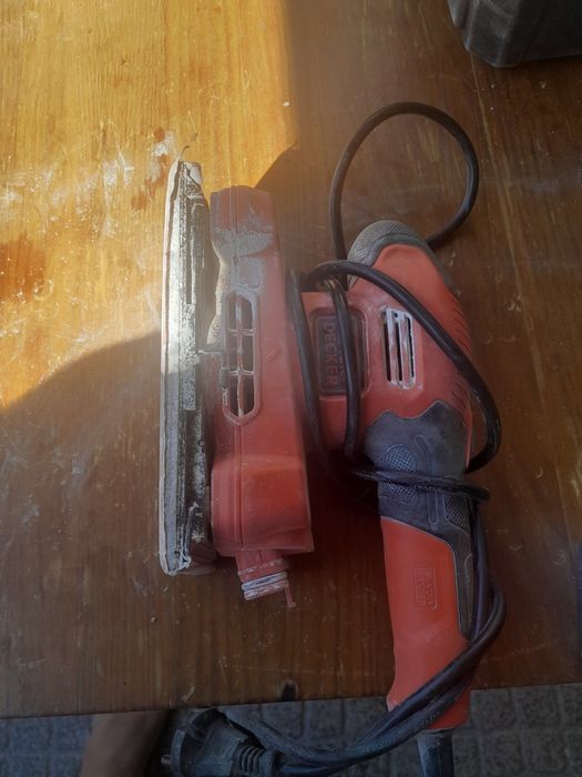 Lixadeira Black decker