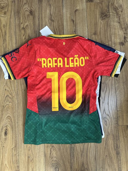 4 koszulki piłkarskie w wersjach meczowych (Saka, Son, Jesus, Leao)