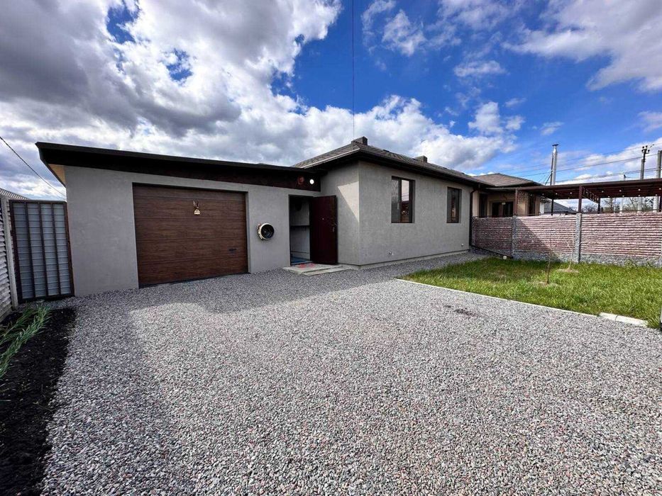 Продаж дуплексу, Хуторок