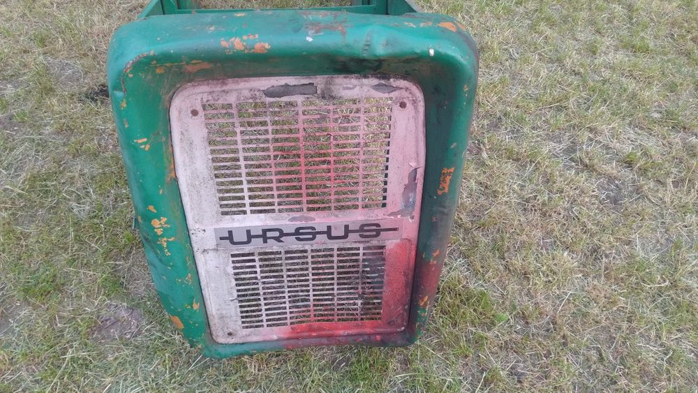 Maska grill atrapa ursus C-360 przód zamek