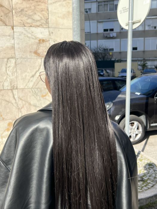 Tranças e Aplicação de Tissagem – Cascais (Profissional Certificada)