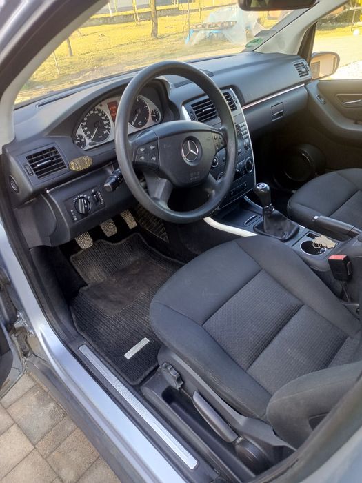 Mercedes B180  2.0 cdi