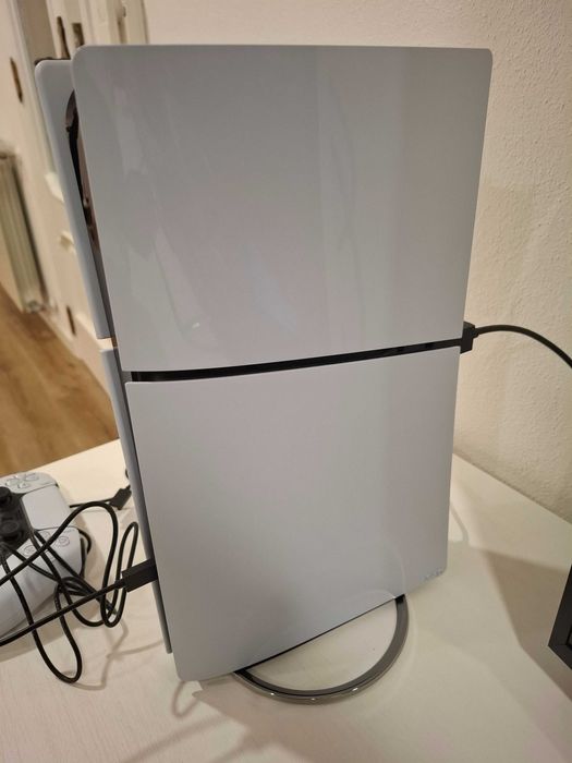 Playstation 5 Digital com 2 Comandos e Suporte