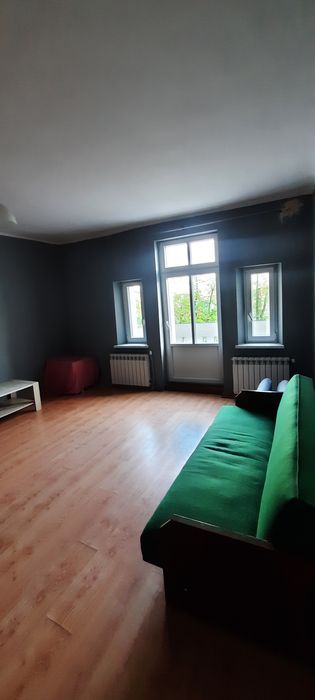 Kawalerka  44m w centrum z balkonem