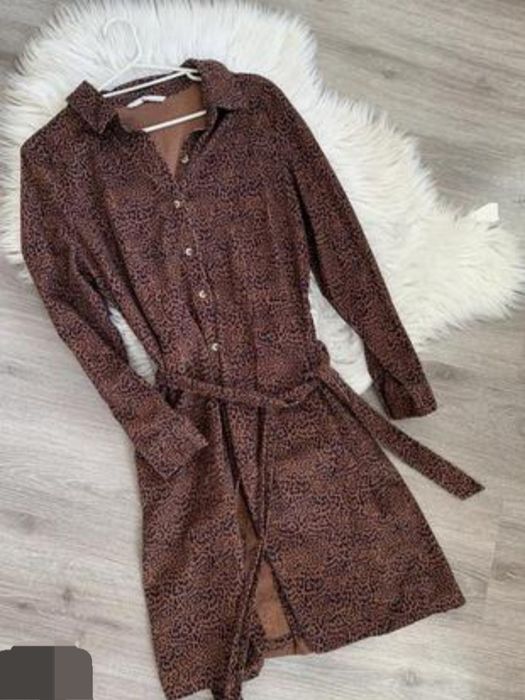 Рубашка Платье с принтом answear  S-M. Платье - рубашка под леопард