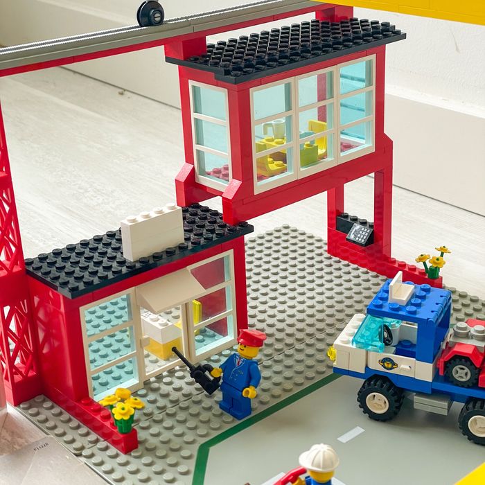 Lego 4555 Cargo Station 1995 Completo e com Extra Parts